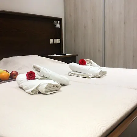 Theos Hébergement de vacances