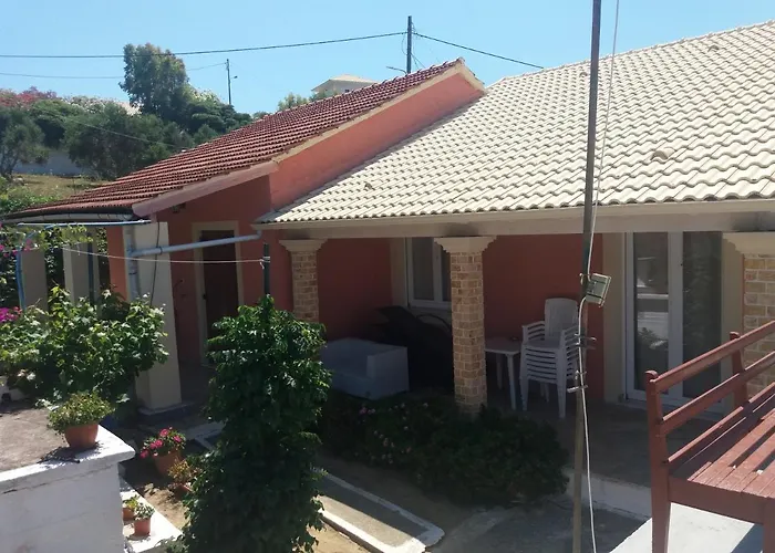 Tatil Evi Theos Agios Stefanos Avliotes (Corfu)