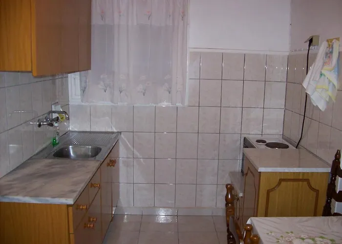 Theos Tatil Evi