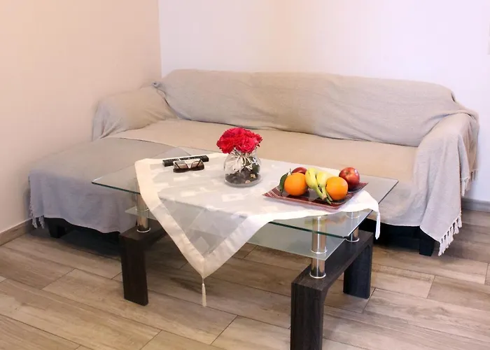 Tatil Evi Theos